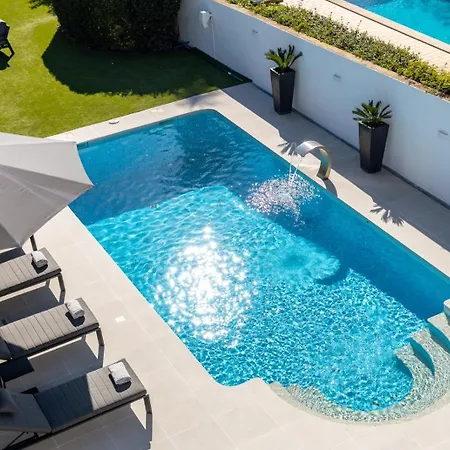 Azure Villa *